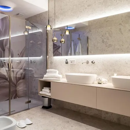 Donna Giacinta Luxury * Барі