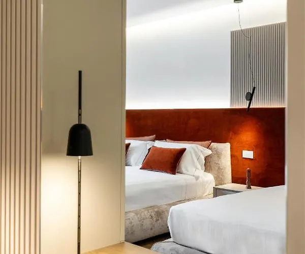 Donna Giacinta Luxury Apartment *