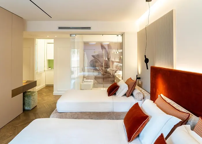 Donna Giacinta Luxury Apartment *