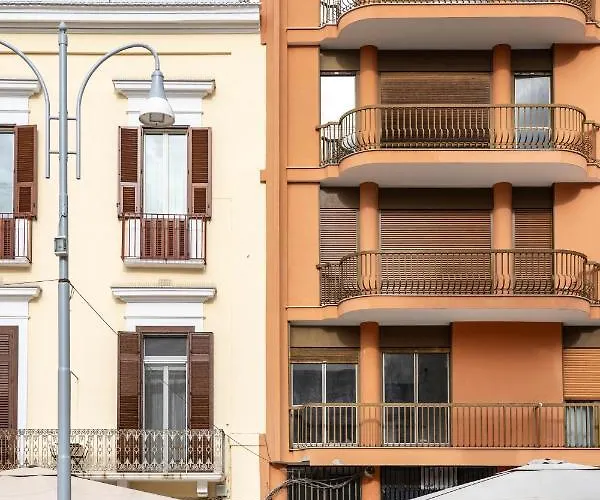 Donna Giacinta Luxury Apartment *